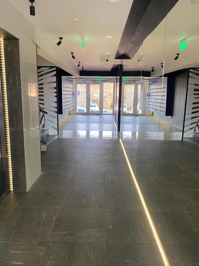 Jadis 2 Apartment *